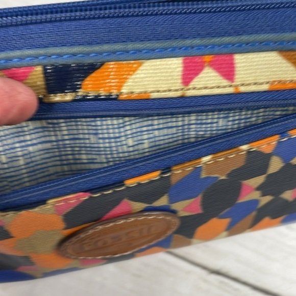Fossil Multi-color Graphic Starburst Coated PVC Zip Around Wallet - Picture 6 of 9